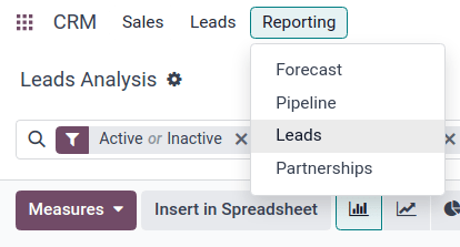 CRM ilovasini oching va sahifaning yuqori qismidagi "Reporting" oynasini bosing, keyin "Leads"ni bosing.